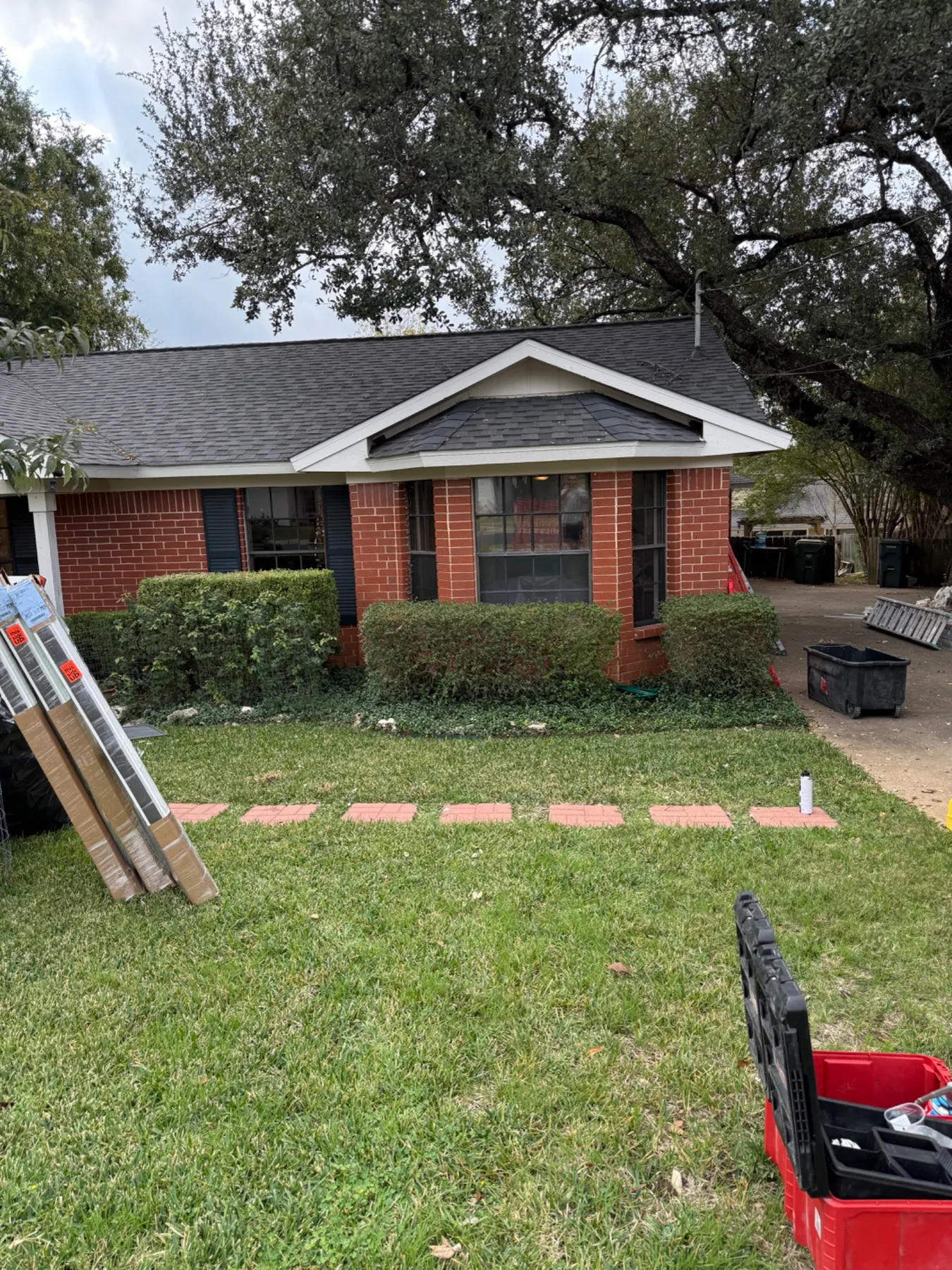Before replacement windows