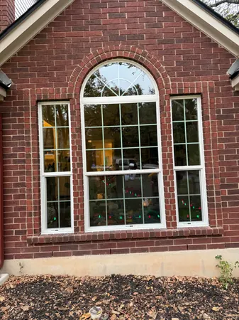 Windows of Austin project photo 10